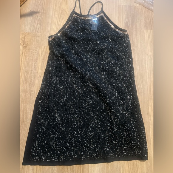 ❤️ROMEO & JULIET COUTURE GOLD BEADED HALTER DRESS NEW WITH TAGS!! SIZE L. - Picture 1 of 8